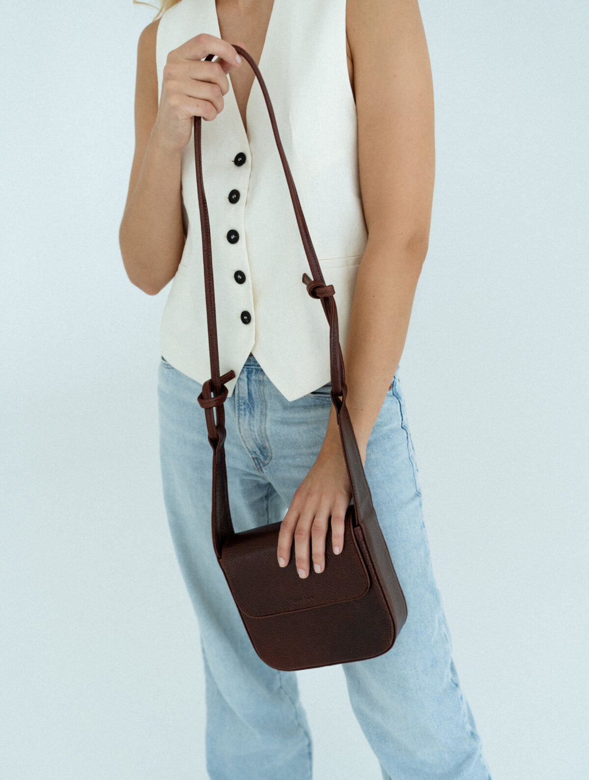 Minimalist brown crossbody bag MUSA with adjustable strap, crafted from premium Italian leather, perfect luxury gift idea.